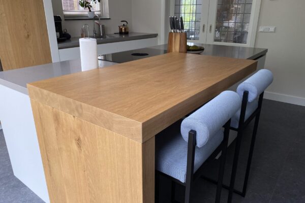 Keuken met bar